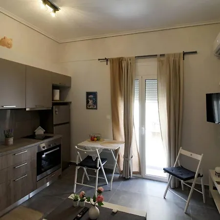 Luxury Flat In Hilton, Central Athens, 3' Metro, Vfm! Exterior foto